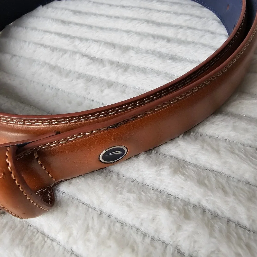 Nautica Mens Coated Leather Stitch Detail Belt 34 Brown Classic Preppy